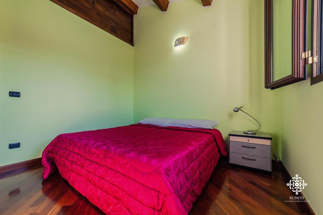 Villa Clara Country Retreat Solarino 外观 照片