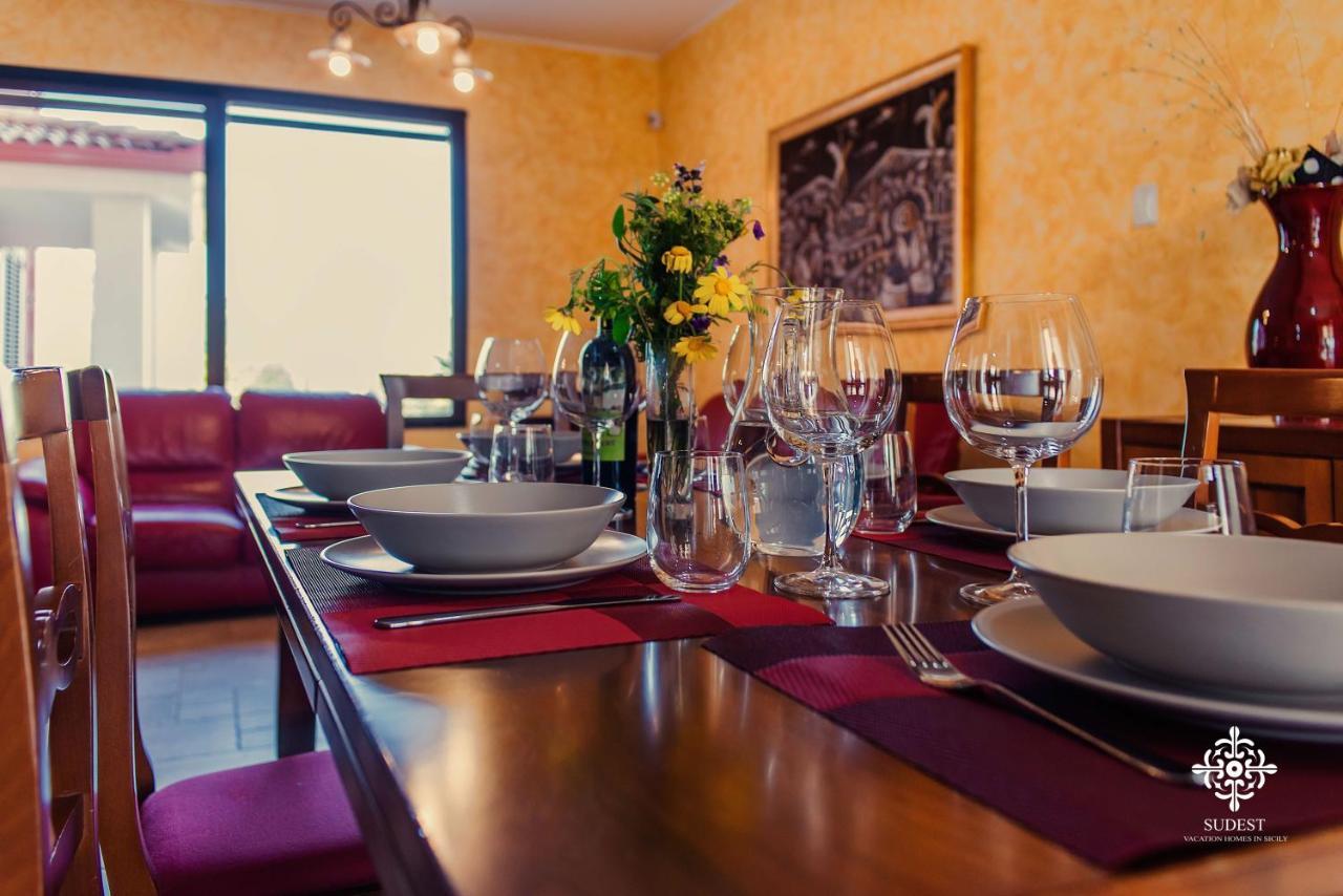 Villa Clara Country Retreat Solarino 外观 照片