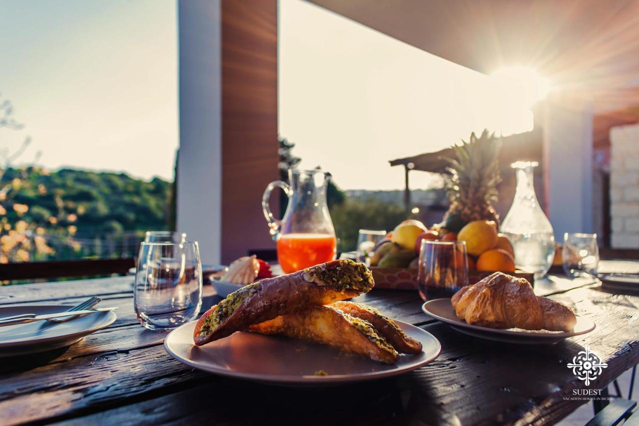 Villa Clara Country Retreat Solarino 外观 照片