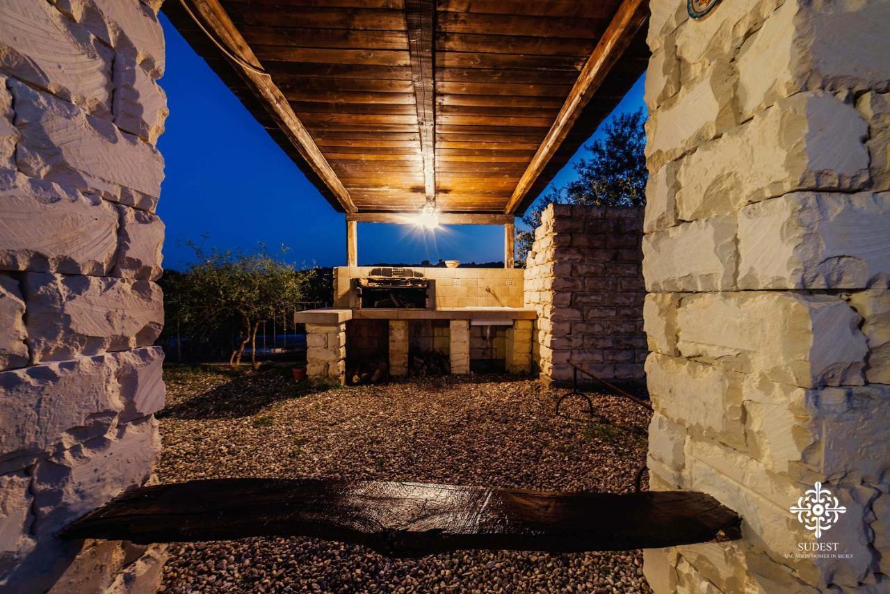 Villa Clara Country Retreat Solarino 外观 照片