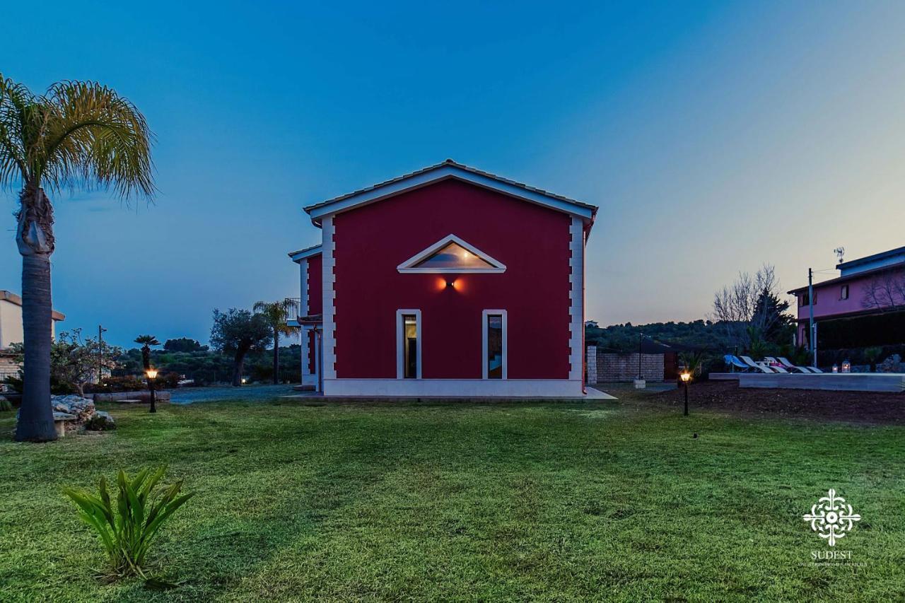 Villa Clara Country Retreat Solarino 外观 照片