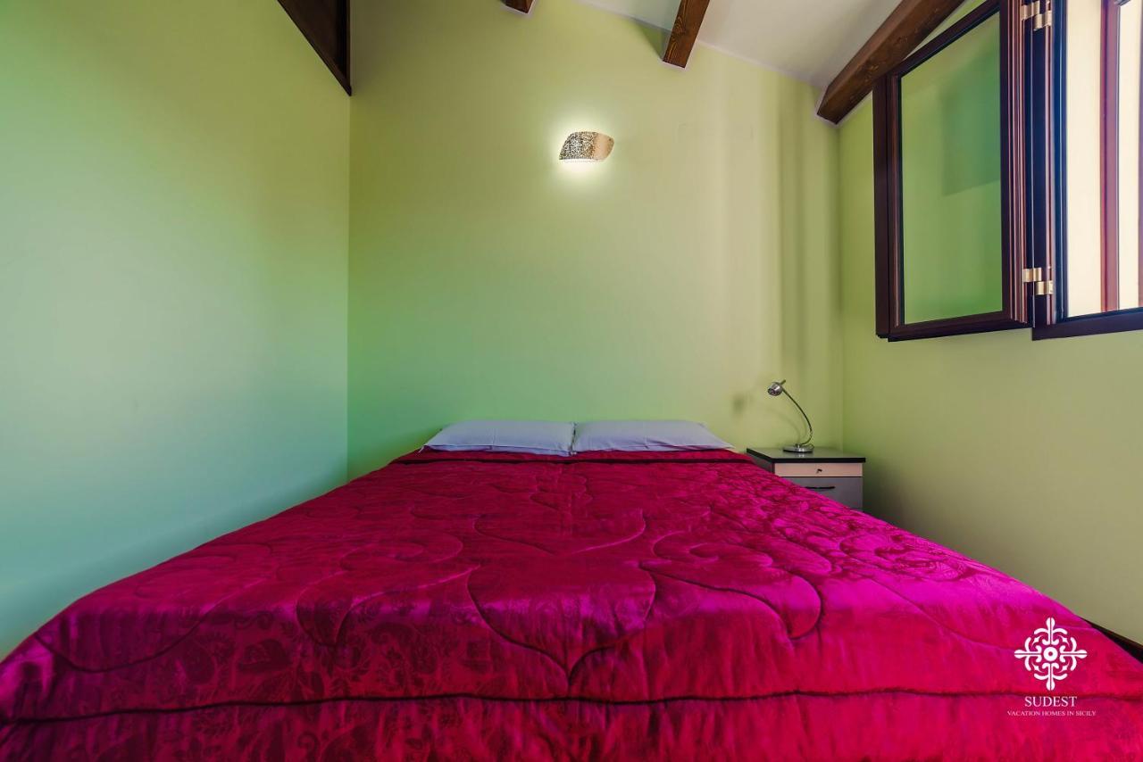 Villa Clara Country Retreat Solarino 外观 照片